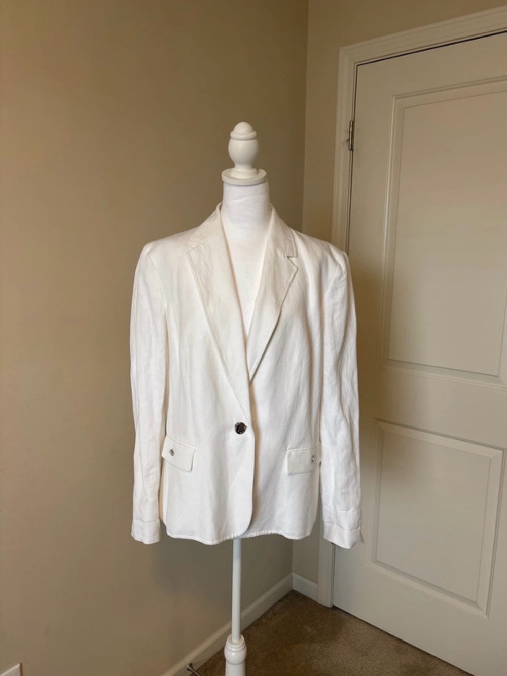 Nine West White Single-Button Notch-Lapel Blazer
